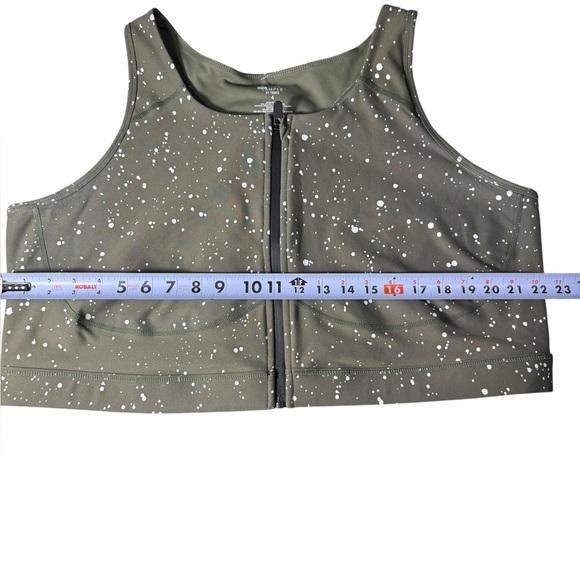 Torrid Camper Low-Impact Wireless Longline Active Sports Bra Size 4 Scatter Dot - Picture 14 of 14